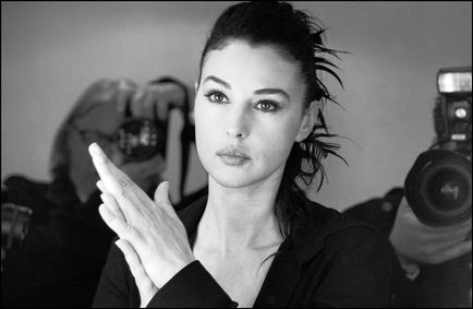 60 de fotografii de înaltă calitate de la fotografiile lui Monica Bellucci în tinerețe