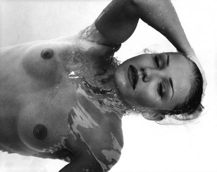 60 kiváló minőségű képeket a fotózásra Monica Bellucci ifjúkorában
