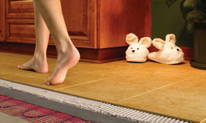 Ce este important să știți înainte de a cumpăra o podea caldă
