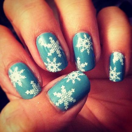 Дизайн нігтів з сніжинками кращі ідеї з фото-прикладами