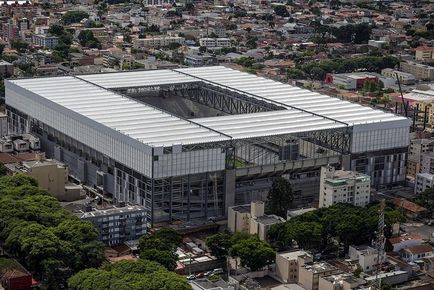 Stadioanele de fotbal din Brazilia sunt cele mai mari și mai frumoase fotografii, apărător curajos