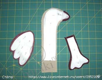 Гуси-лебеді - іграшка з мішечком, як зшити своїми руками