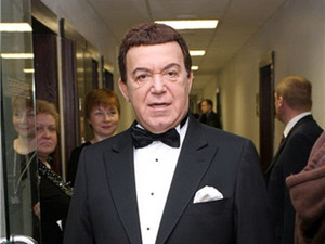 Joseph Kobzon a plecat fără o perucă - o femeie