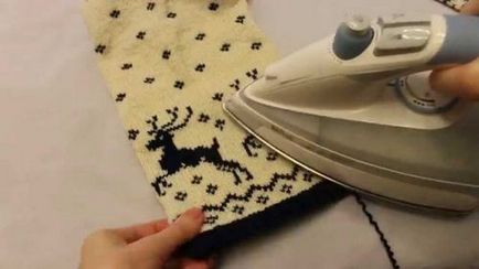 Cum să aburiți o croșetată tricotată din lână cu acril este o sarcină ușoară