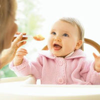 Як правильно годувати дитину після року, якими кашами годувати дитину