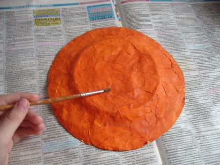 Як зробити з паперу тарілку