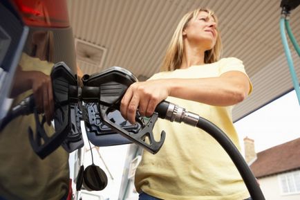 Як знизити витрату бензину 10 способів заощадити - правила водіння і поради по догляду за