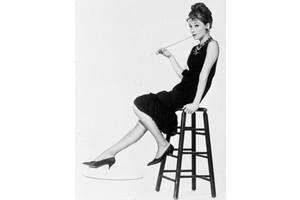 Как да се създаде един образ на Одри Хепбърн - жена и ден