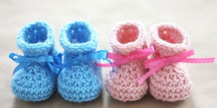 Cum de a lega papuci pentru copii pe ace de tricotat sau croșetat - alegerea de fir, determinarea dimensiunii și modul de a tricot