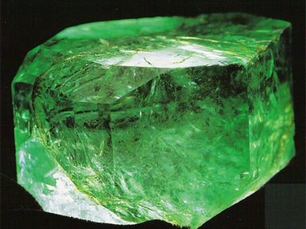Piatra de berili - principalele caracteristici, caracteristici și fotografii ale cristalelor, cum se determină un fals