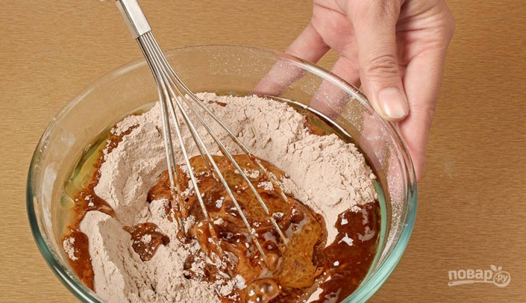 Cupcake timp de 5 minute într-un cuptor cu microunde fără lapte - rețetă pas cu pas cu o fotografie pe
