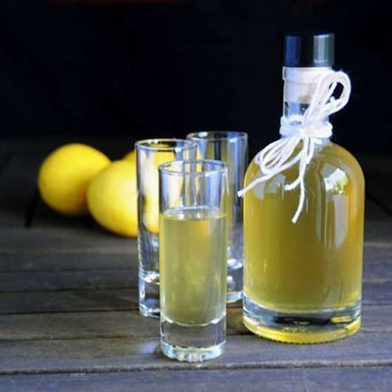 Limoncello (limoncello) cu mâinile lor, dammit