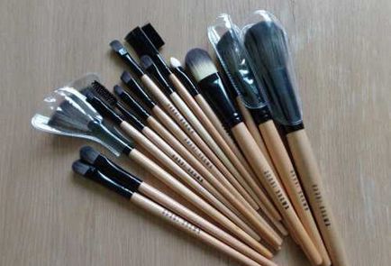 Набір кистей buyincoins bobby brown - brown makeup deluxe brushes set 24pcs - хороші кисті для