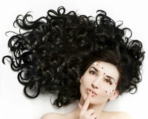 Нарощування кучерявого волосся наростити на кучеряве, фото хвилястого волосся до і після