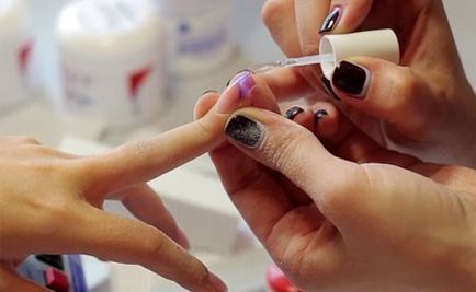 Нарощування нігтів гелем покрокова інструкція з фото відео