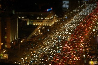 Clădiri noi lângă stația de metrou dubenko