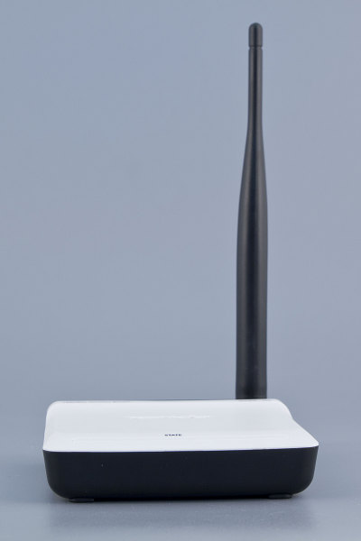 Prezentare generală și testarea routerului wireless compactă tenda n3 și adaptorul tenda w311mi