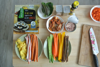 Ahhoz, hogy megtanulják, hogyan kell főzni # 김밥 (kb