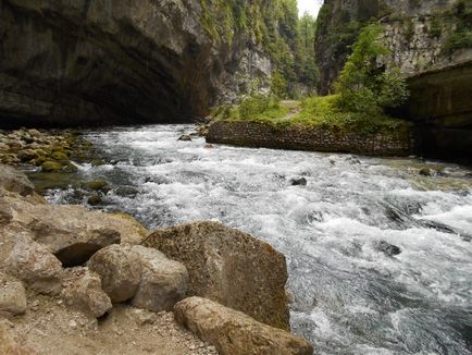 Lake Riza - egy gyöngy Abházia - az utazás egy életen át