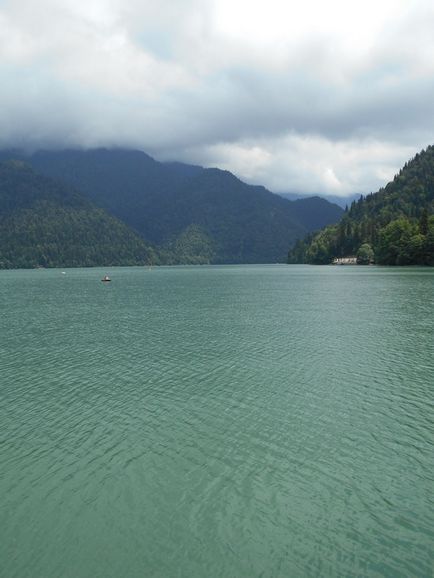 Lake Riza - egy gyöngy Abházia - az utazás egy életen át