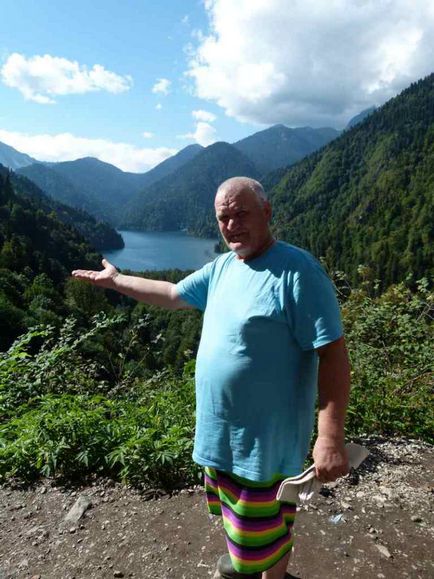 Поїздка на озеро Ріца в мальовничі гори Абхазії