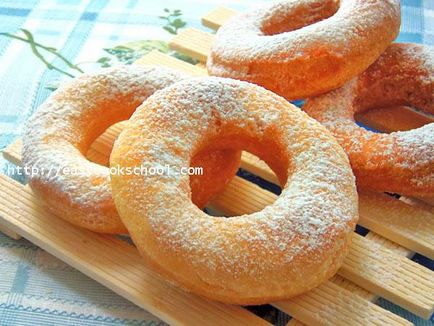 Donuts pe iaurt timp de 15 minute, retete usoare