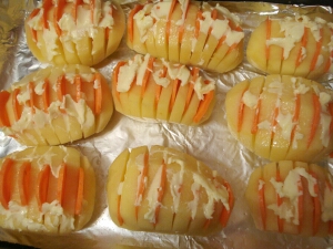 Gatit cartofi coapte în cuptor în folie pentru copii - rețete simple