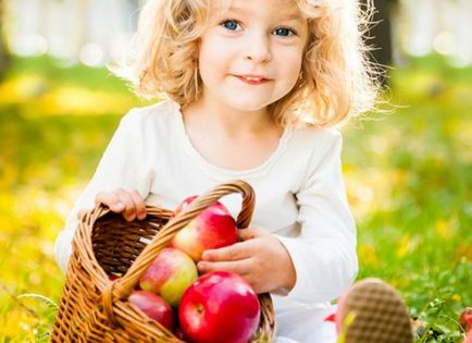 Semne și conspirații pentru măr salvate 19 august 2017, avere pentru fete