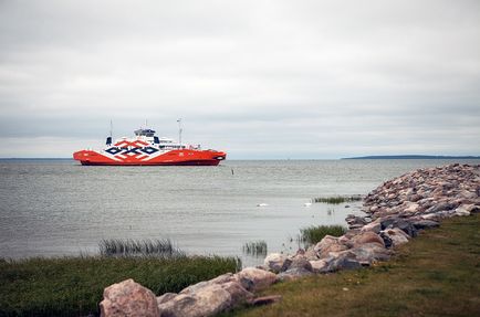 Călătorește spre Insula Saaremaa cu mașina
