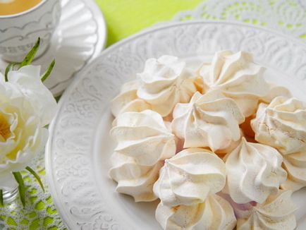 Rețetă meringue la domiciliu