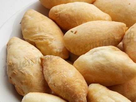 Leveles tészta csirkével kicsit és nagyon aranyos! (Mini sütemények) Leveles tészta csirkével kicsit és nagyon aranyos!