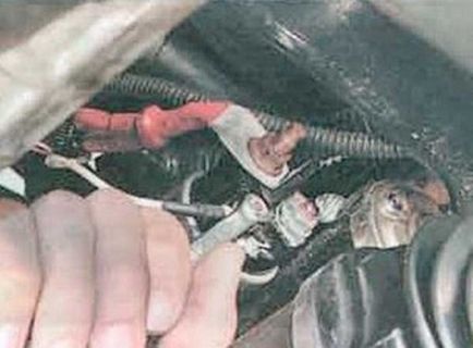 Eltávolítása és cseréje starter renault Logan - autó javítás saját kezűleg, video és oktatás (javítás) Eltávolítása és cseréje starter renault Logan - autó javítás saját kezűleg, video és oktatás