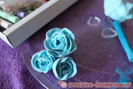 Створення ароматизованого комплекту прикрас у вигляді троянд, майстер-клас своїми руками