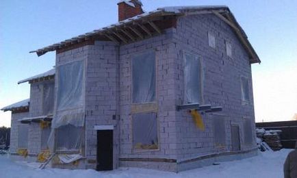 Будуємо будинок або консервація недобудови на зиму