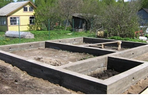Construirea unei fundații cu mâinile noastre, instrucțiuni pas cu pas, fotografie