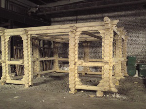 Constructia unei case din lemn, busteni, busteni rotunzi - alfales de firma - case din lemn