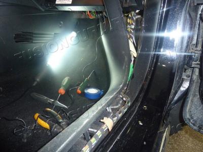 Instalarea reperelor în oglinzile retrovizoare