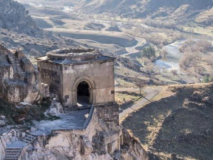 Vardzia, istoria Georgiei, atracții și fotografii