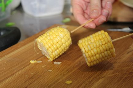Ízletes kukorica mikrohullámú sütőben