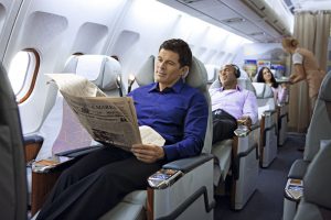 În avion, presiunea crește sau scade dacă este posibil să zboară hipertensiv