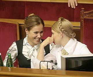 Yulya második (második) második nyüzsgő