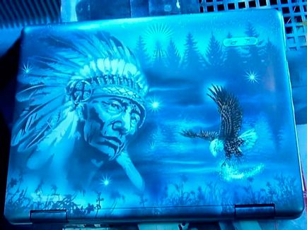 Comandați laptop airbrushing