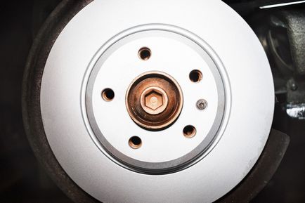 Заміна гальмівних колодок ауді q5 - змінити і забути - vag × motors