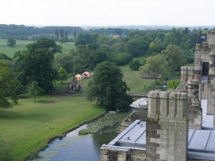 Zárak Anglia Warwick Castle - Warwick vár, együtt utaznak