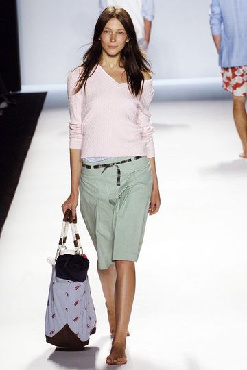 Жіночі шорти бермуди - одяг для стильних дівчат (фото)