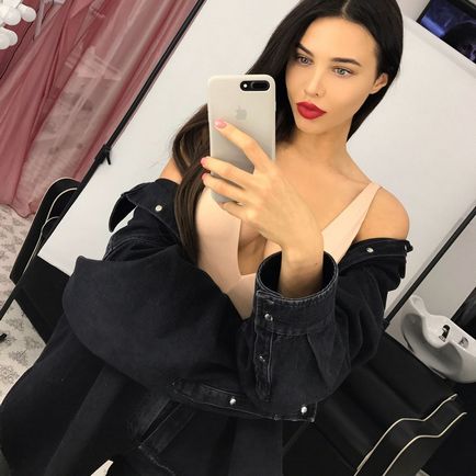 Anastasia Reshetova a külsejével és szépségápolási szokások „soha nem festett szőke! „(Bronze make-up) Anastasia Reshetova a külsejével és szépségápolási szokások „soha nem festett szőke!