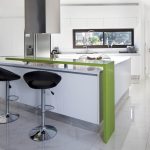 Culoare albă și verde 50 de fotografii ale proiectelor de design, șorț, mese, mobilier