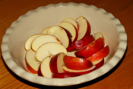 Бісквітний пиріг з яблуками в духовці - як приготувати бісквітний пиріг з яблуками, покроковий
