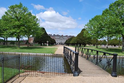 Fosta resedinta de tara a regilor englezi - Hampton Court