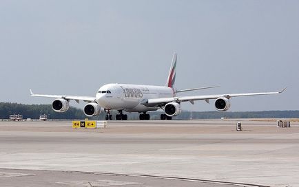 Business Class az Airbus A340 Emirates Airlines Photo hírek Photo News